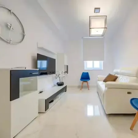 Gzr061-luxury 2br *
